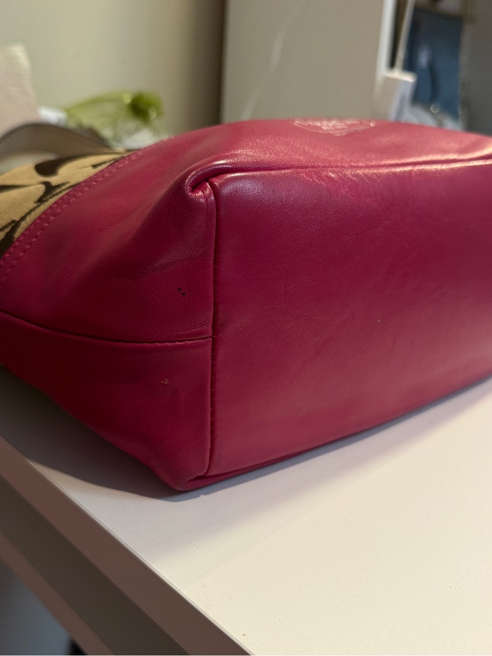 Coach Brown Signature Canvas Shoulder Bag with Pink Leather Trim - Picture 4 of 9